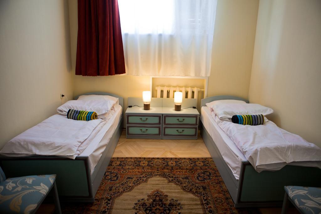 Hostel Mountain 13 Tbilisi Exteriör bild